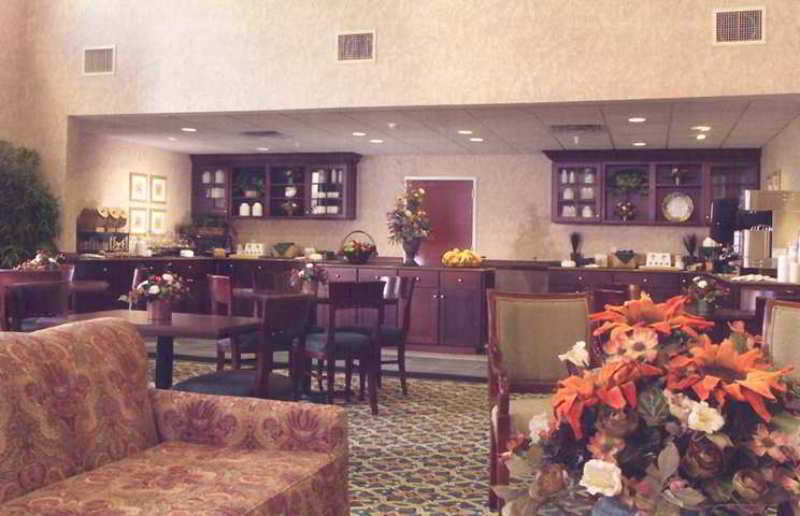 Hampton Inn & Suites Valparaiso Dalaman gambar